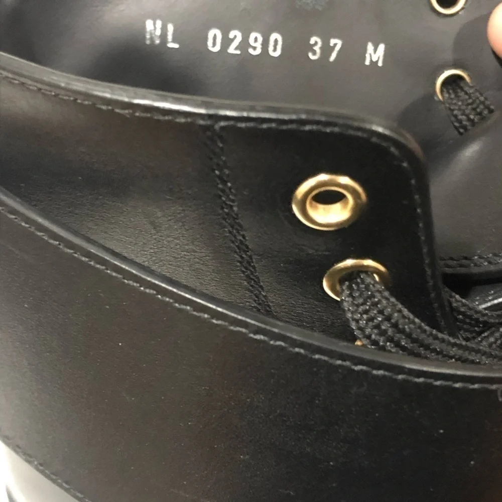 Authentic Louis Vuitton Wonderland Leather Moto Combat Military Boots Booties 7 - Picture 11 of 15